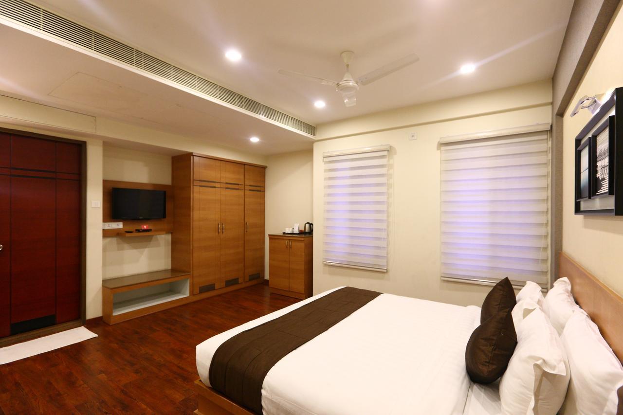 Fabhotel Prime Adore Residency Chennai Exterior photo