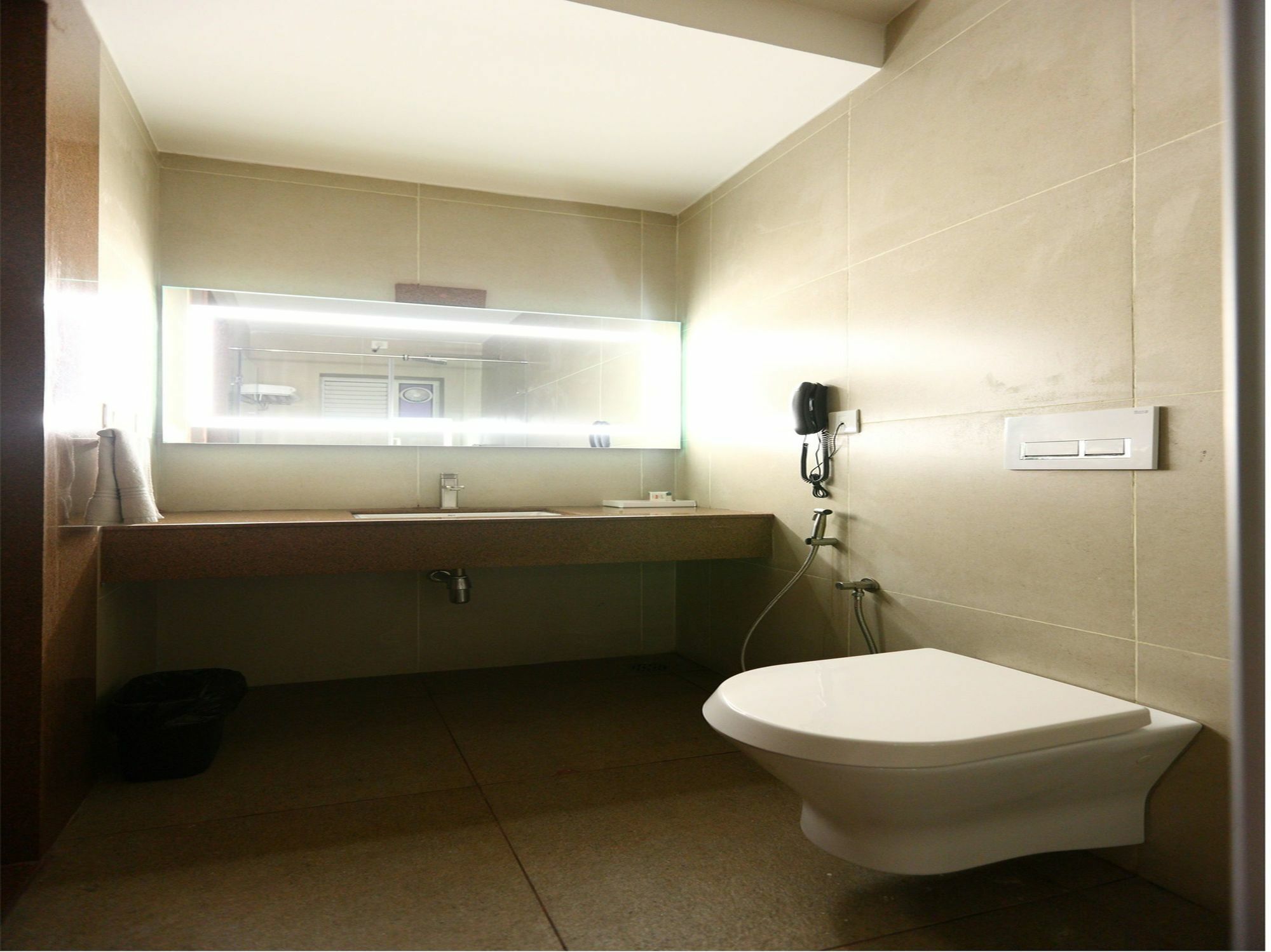Fabhotel Prime Adore Residency Chennai Exterior photo