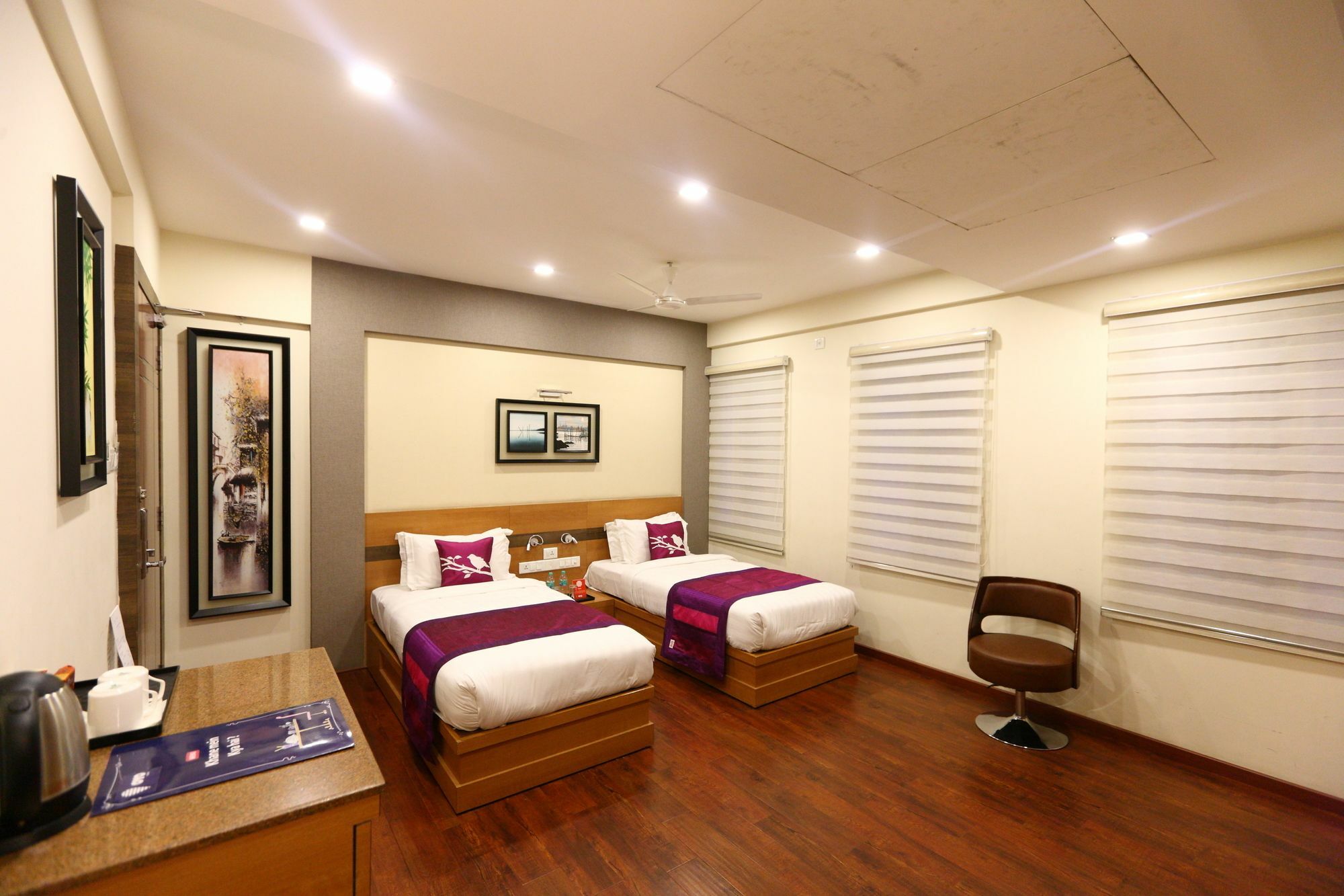 Fabhotel Prime Adore Residency Chennai Exterior photo